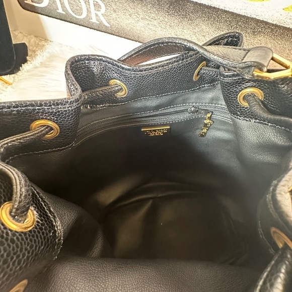 Nina Ricci Black Leather Shoulder Bag with Gold Accents - Picture 11 of 12